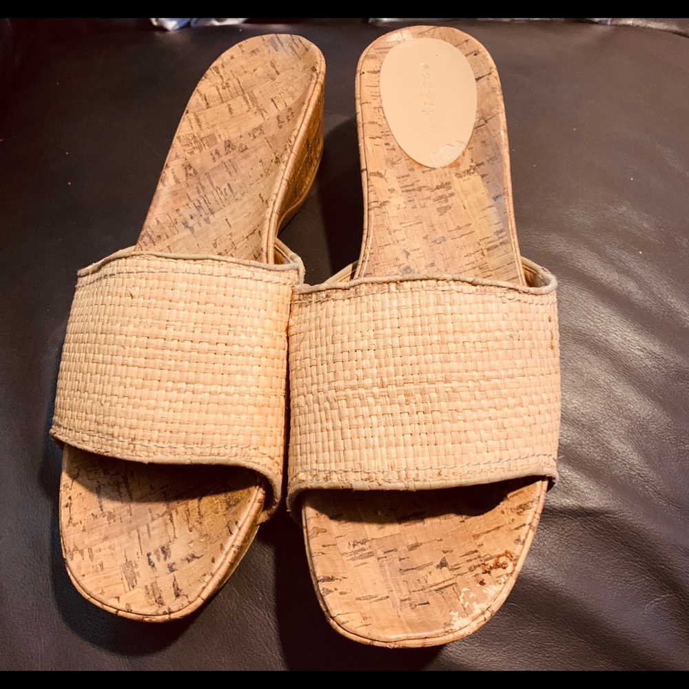 Easy Spirit Beige Slip Ons Size 11